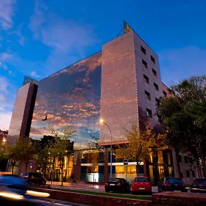 https://salles-hotel-ciutat-del-prat.top-hotels-tarragona.com